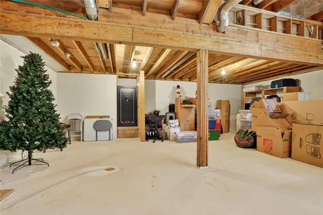 $550,000 | 3725 West 179th Terrace, Stilwell, KS 66085