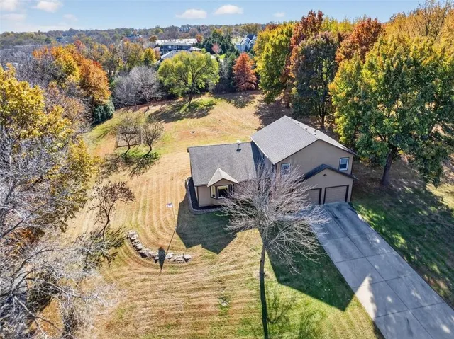 $550,000 | 3725 West 179th Terrace, Stilwell, KS 66085