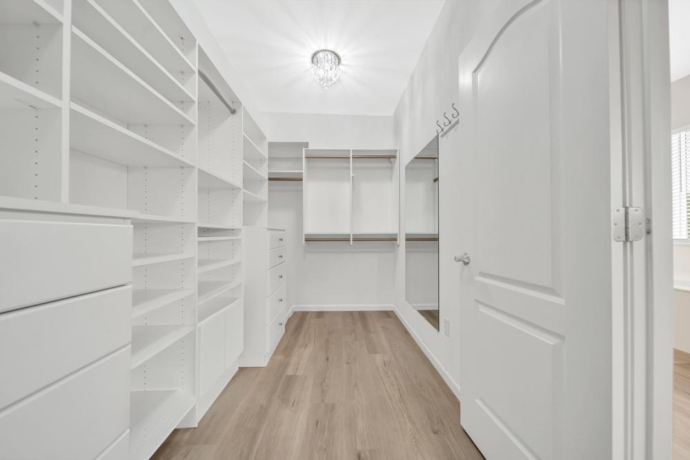 20300 Panoz Road Patterson, CA 95363 - Photo 31 of 60 Primary Bath Closet System