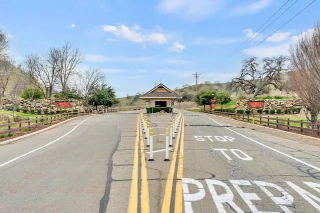 $710,000 | 20300 Panoz Road, Patterson, CA 95363