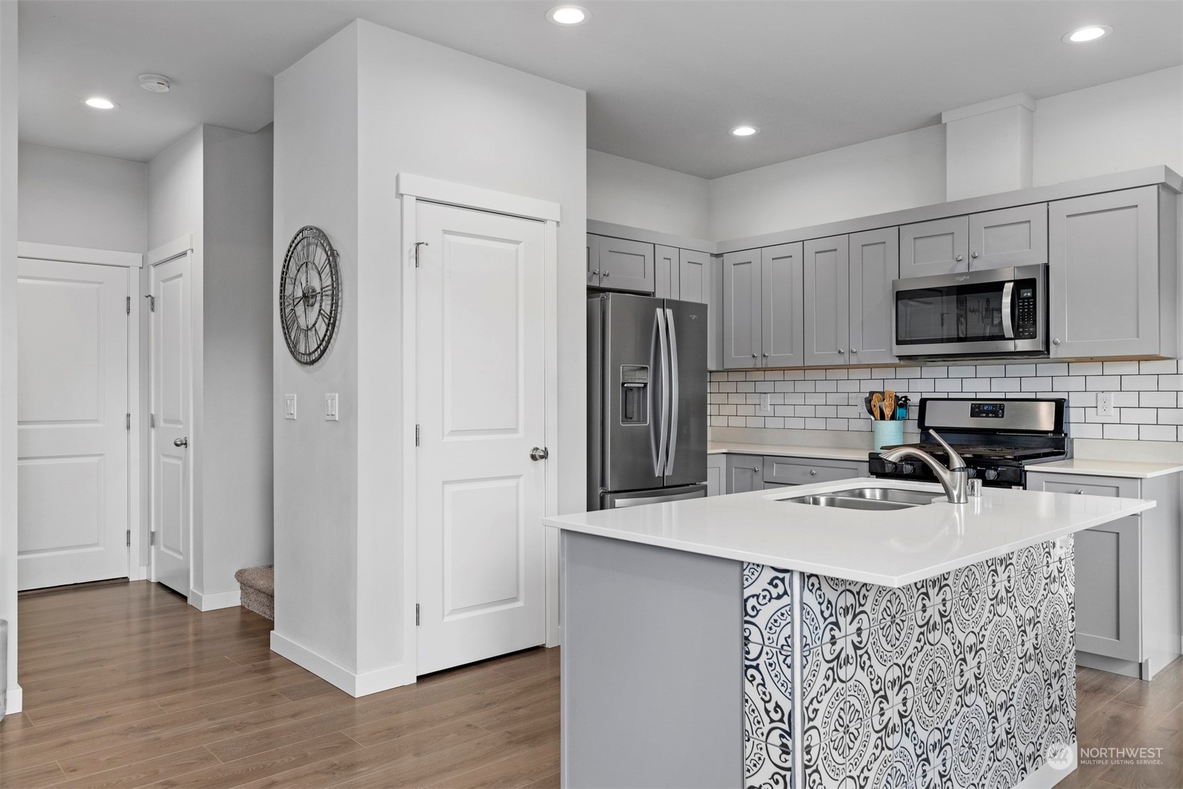 221 North Reed Street, Unit B Sedro-Woolley, WA 98284 - Photo 12 of 40 Gallery Image 12