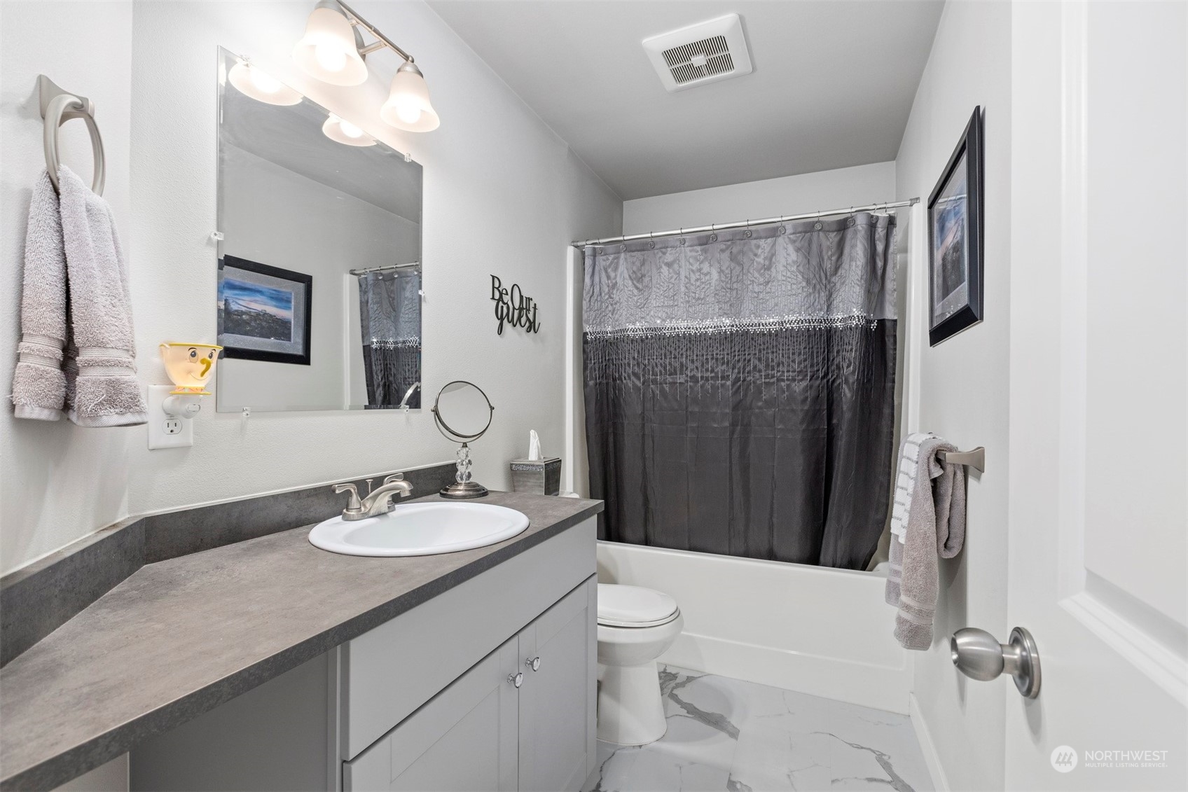 221 North Reed Street, Unit B Sedro-Woolley, WA 98284 - Photo 29 of 40 Gallery Image 29