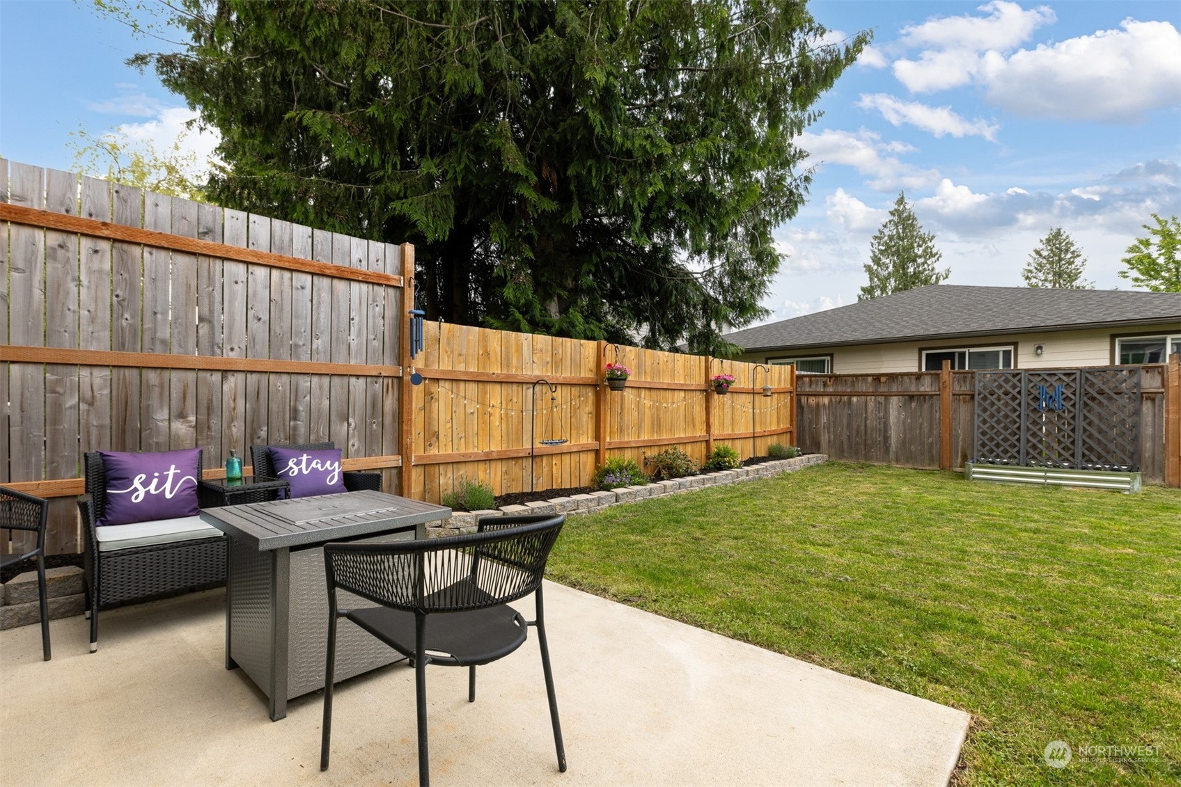 221 North Reed Street, Unit B Sedro-Woolley, WA 98284 - Photo 32 of 40 Gallery Image 32