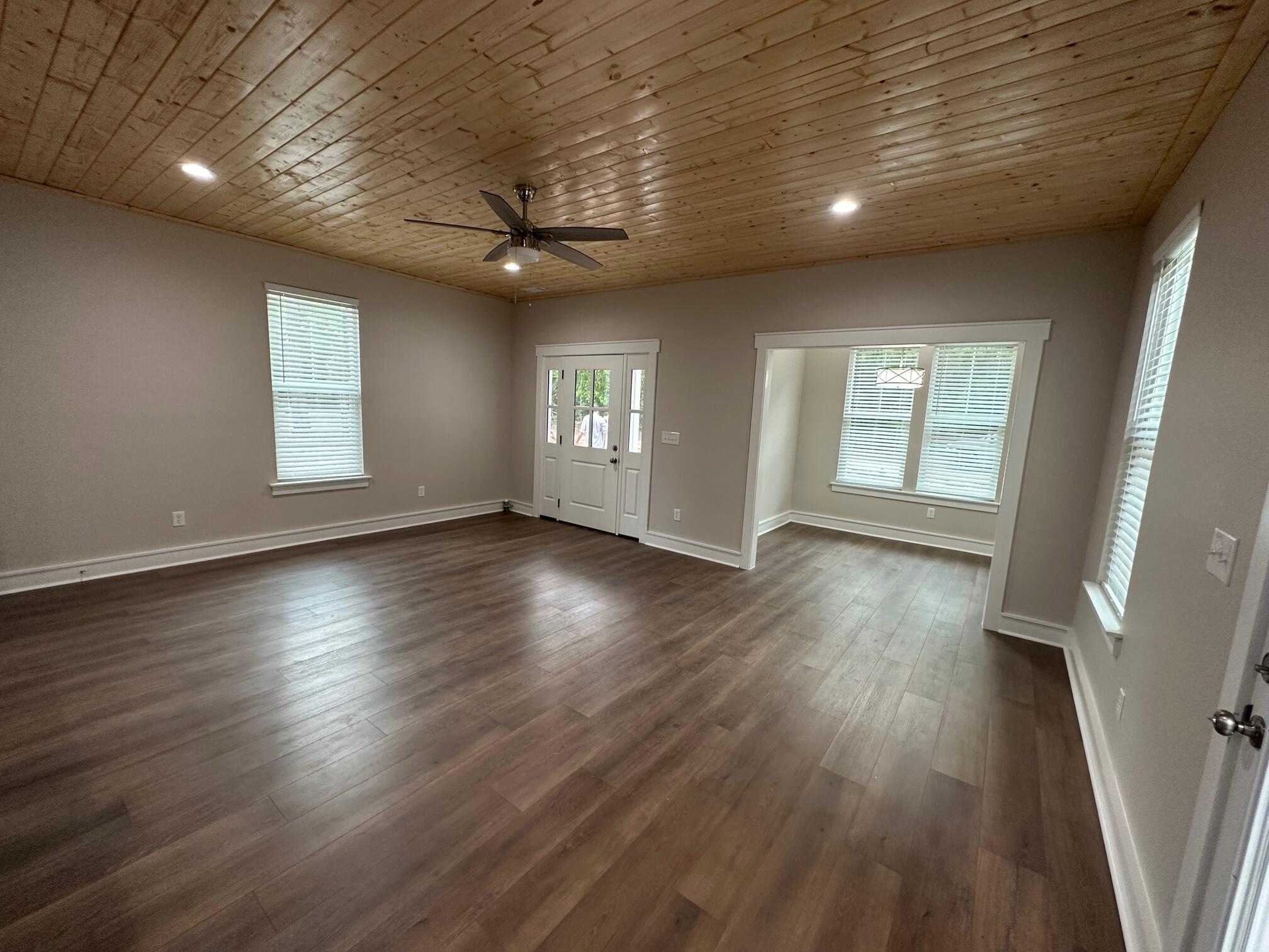 417 Capers Road Walterboro, SC 29488 - Photo 9 of 28 IMG_4614