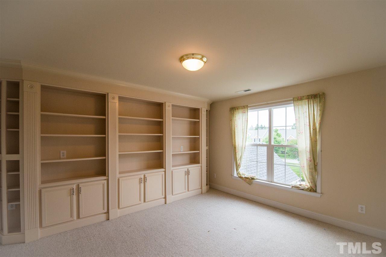 9511 Vira Drive Raleigh, NC 27617 - Photo 10 of 13 Gallery Image 10
