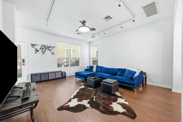 $2,300 | 1817 Carlson Drive, Unit 37C, Austin, TX 78741