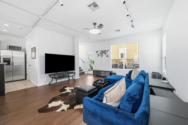 $2,300 | 1817 Carlson Drive, Unit 37C, Austin, TX 78741