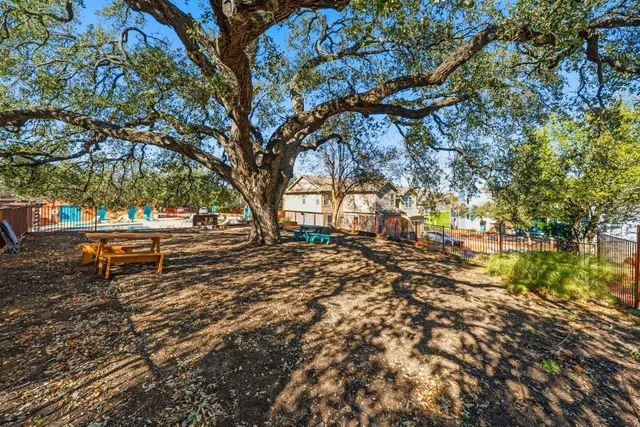 $2,300 | 1817 Carlson Drive, Unit 37C, Austin, TX 78741