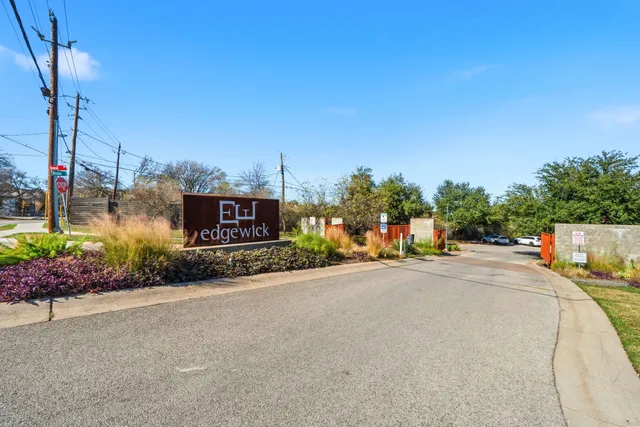 $2,300 | 1817 Carlson Drive, Unit 37C, Austin, TX 78741