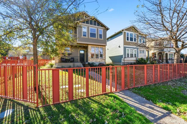 $2,300 | 1817 Carlson Drive, Unit 37C, Austin, TX 78741