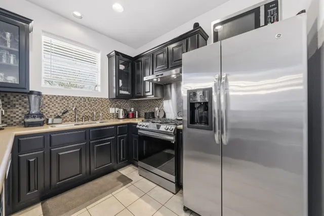 $2,300 | 1817 Carlson Drive, Unit 37C, Austin, TX 78741