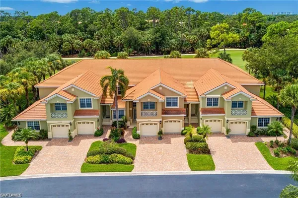 $3,000 | 2264 Ashton Oaks Lane, Unit O4102, Naples, FL 34109
