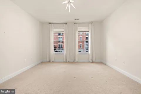 $679,000 | 600 Commodore Court, Unit 2628, Philadelphia, PA 19146