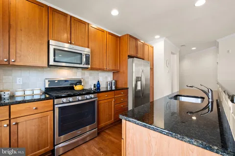 $679,000 | 600 Commodore Court, Unit 2628, Philadelphia, PA 19146