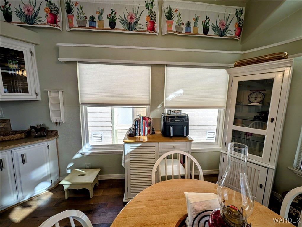 2000 Ramar Road, Unit 221 Bullhead City, AZ 86442 - Photo 19 of 41 Dining Area