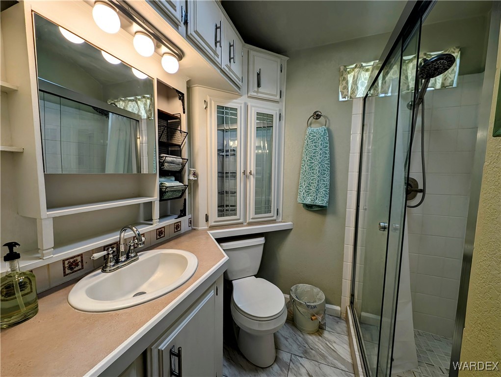 2000 Ramar Road, Unit 221 Bullhead City, AZ 86442 - Photo 29 of 41 Bathroom