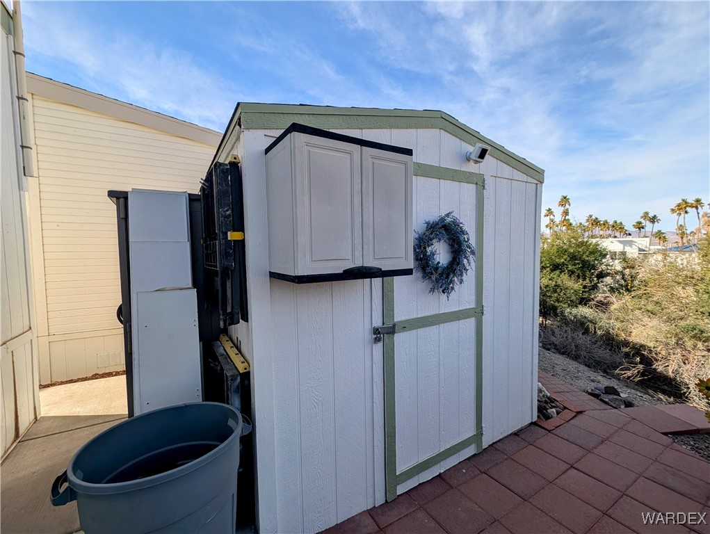 2000 Ramar Road, Unit 221 Bullhead City, AZ 86442 - Photo 39 of 41 Laundry