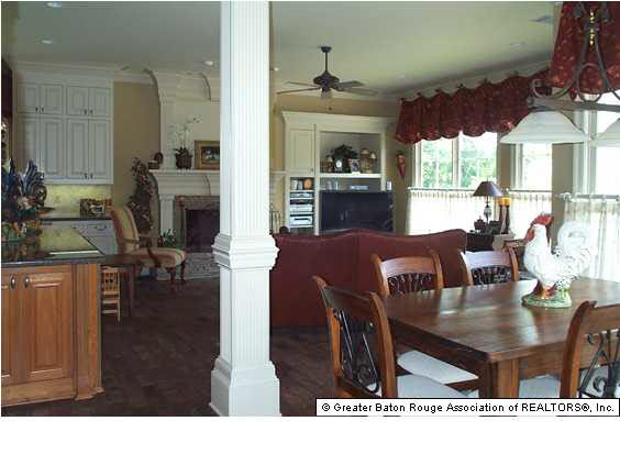 17511 Pecan Shadows Drive Baton Rouge, LA 70810 - Photo 8 of 11 Gallery Image 8
