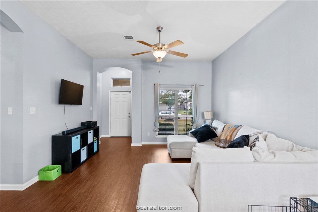 2054 Positano Loop Bryan, TX 77808 - Photo 6 of 27