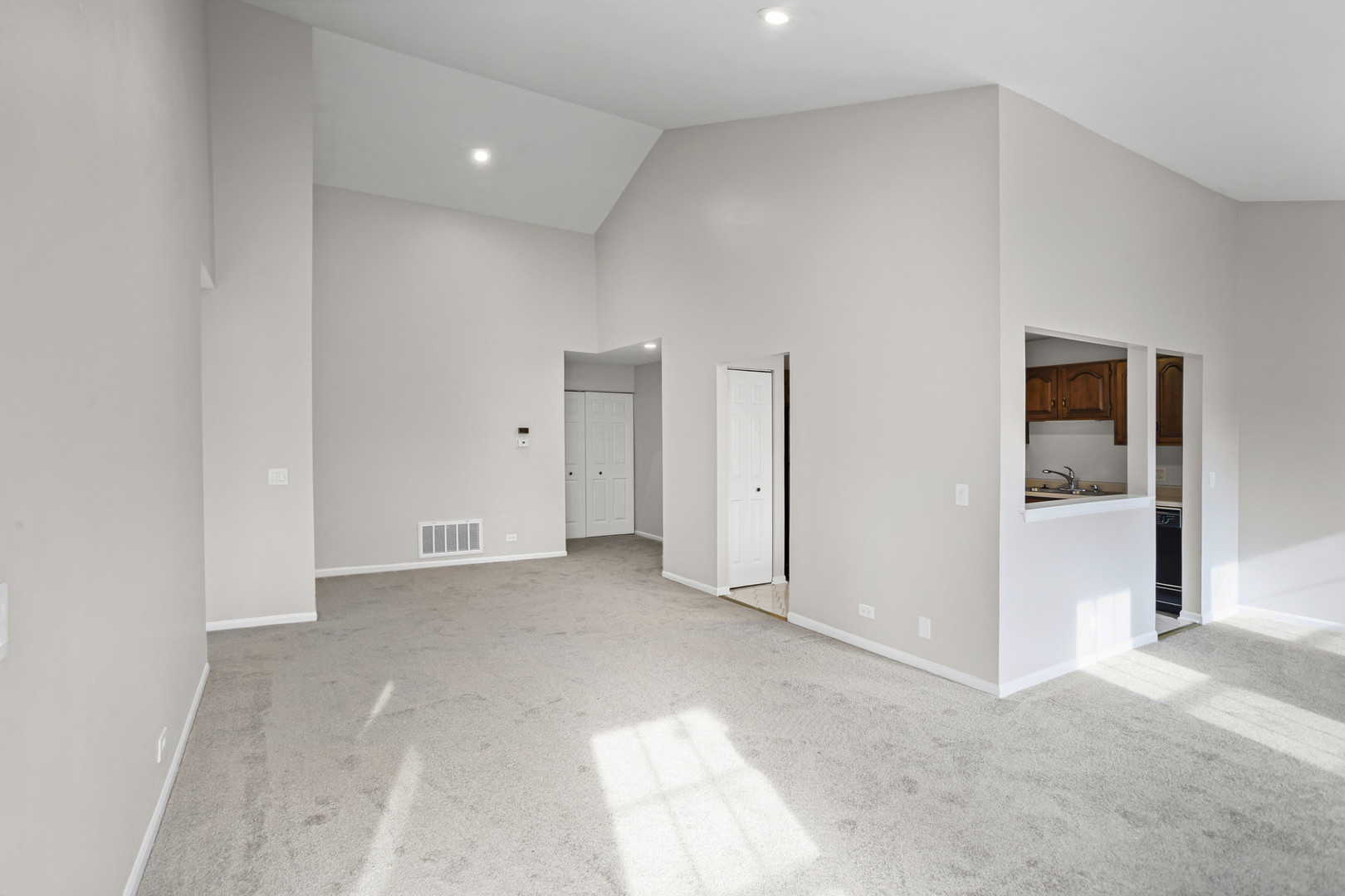 109 Rob Roy Lane, Unit C Prospect Heights, IL 60070 - Photo 4 of 23