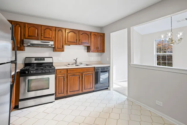 $334,990 | 109 Rob Roy Lane, Unit C, Prospect Heights, IL 60070