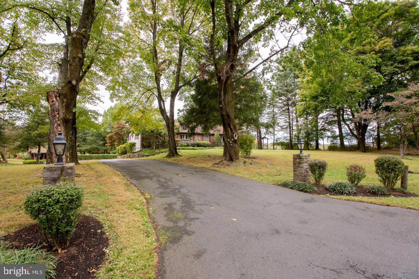 3175 North Sugan Road New Hope, PA 18938 - Photo 3 of 70