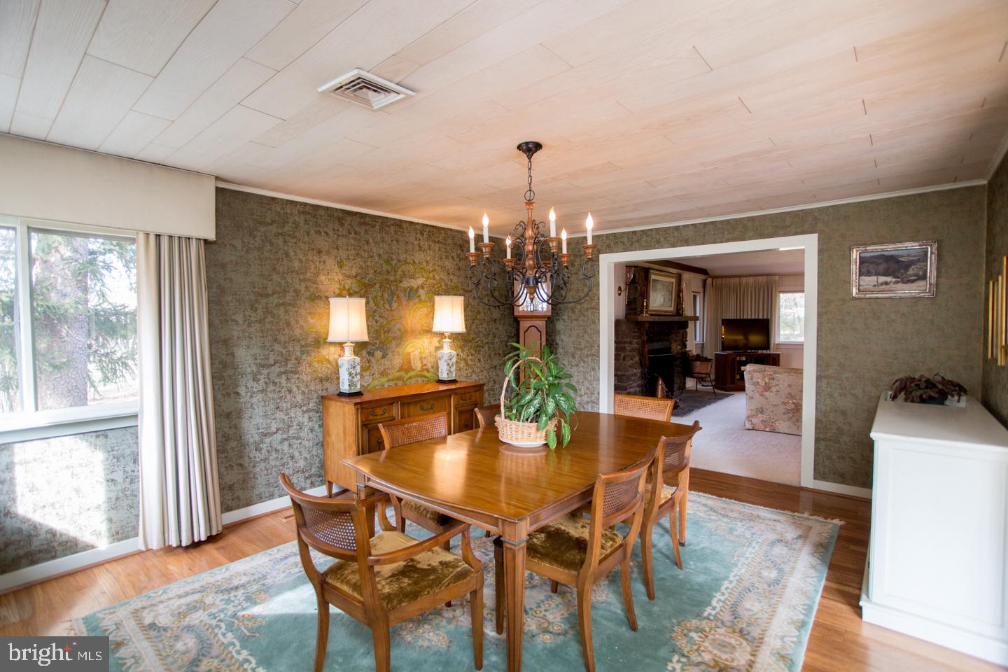 3175 North Sugan Road New Hope, PA 18938 - Photo 27 of 70 Dining room