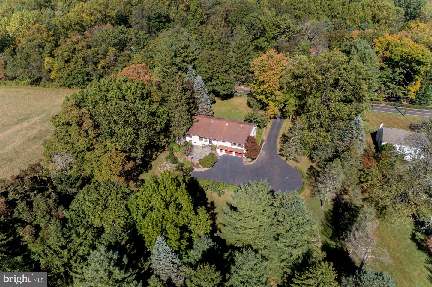3175 North Sugan Road New Hope, PA 18938 - Photo 5 of 70