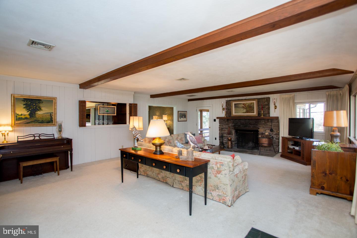 3175 North Sugan Road New Hope, PA 18938 - Photo 41 of 70 Living room
