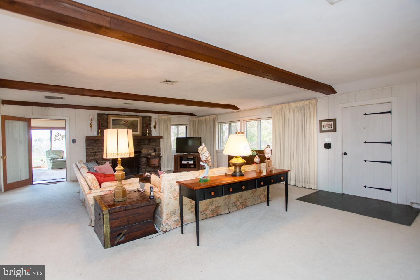 3175 North Sugan Road New Hope, PA 18938 - Photo 43 of 70 Living room