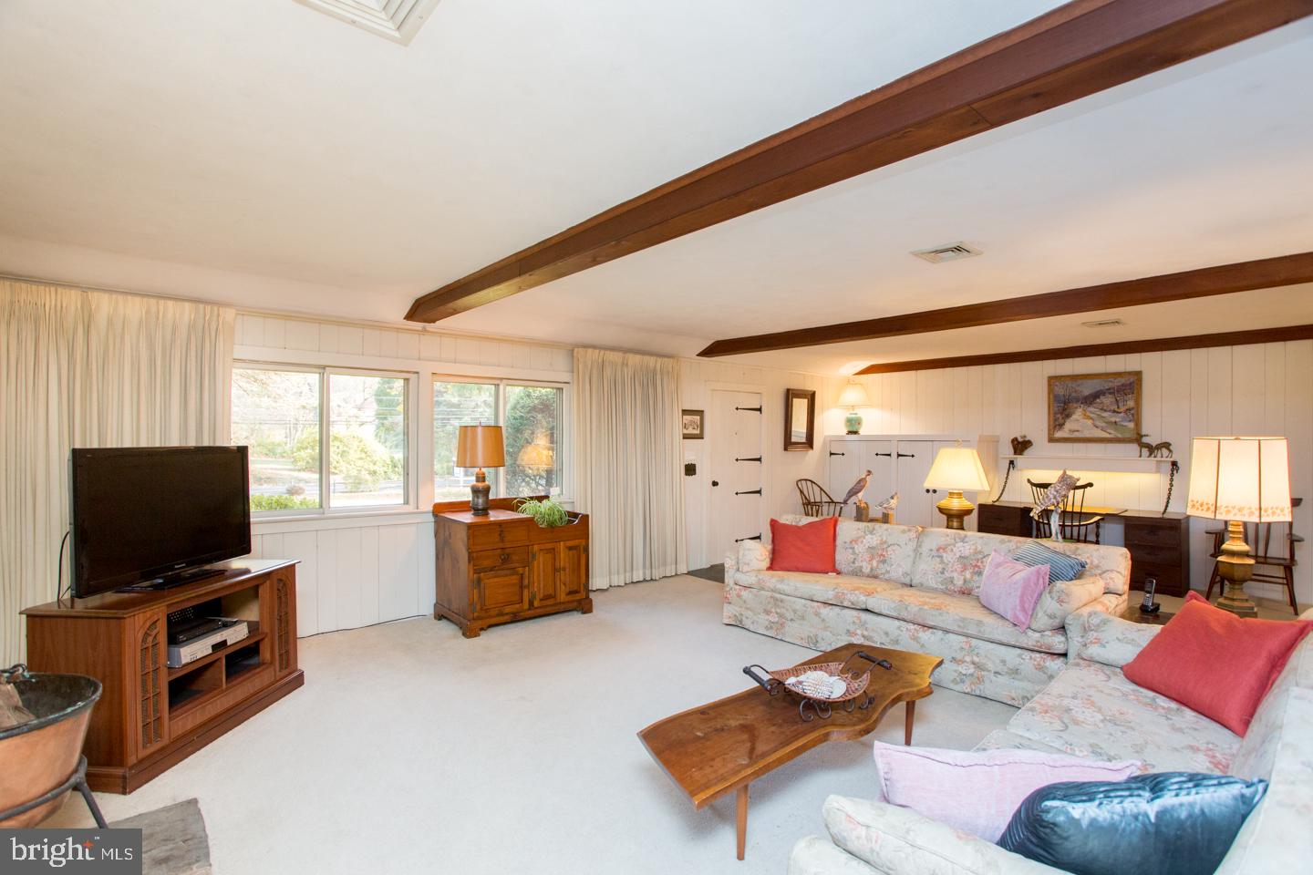 3175 North Sugan Road New Hope, PA 18938 - Photo 46 of 70 Living room
