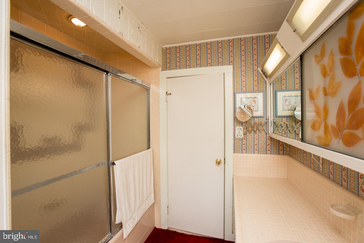 3175 North Sugan Road New Hope, PA 18938 - Photo 50 of 70 Master bathroom