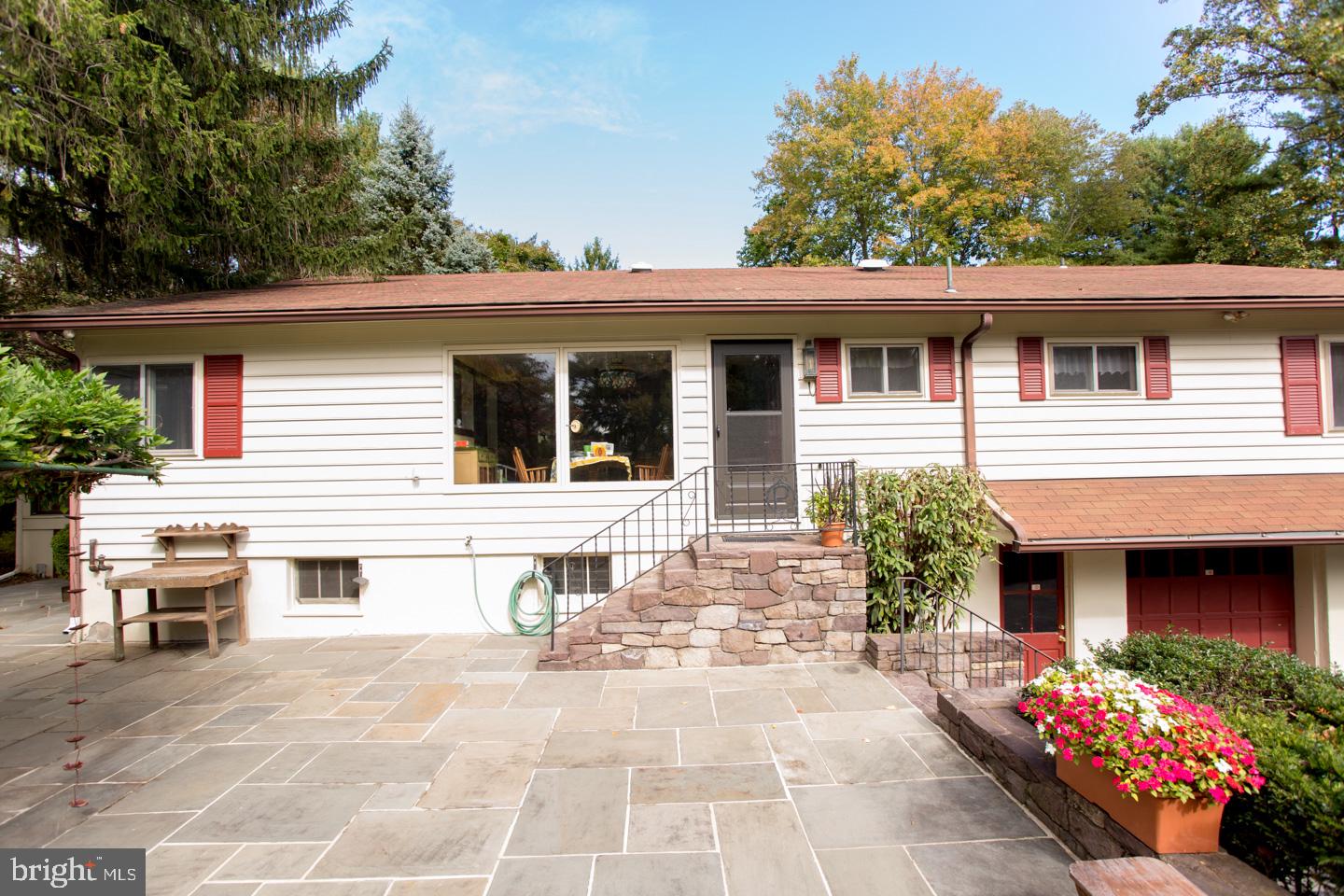 3175 North Sugan Road New Hope, PA 18938 - Photo 8 of 70