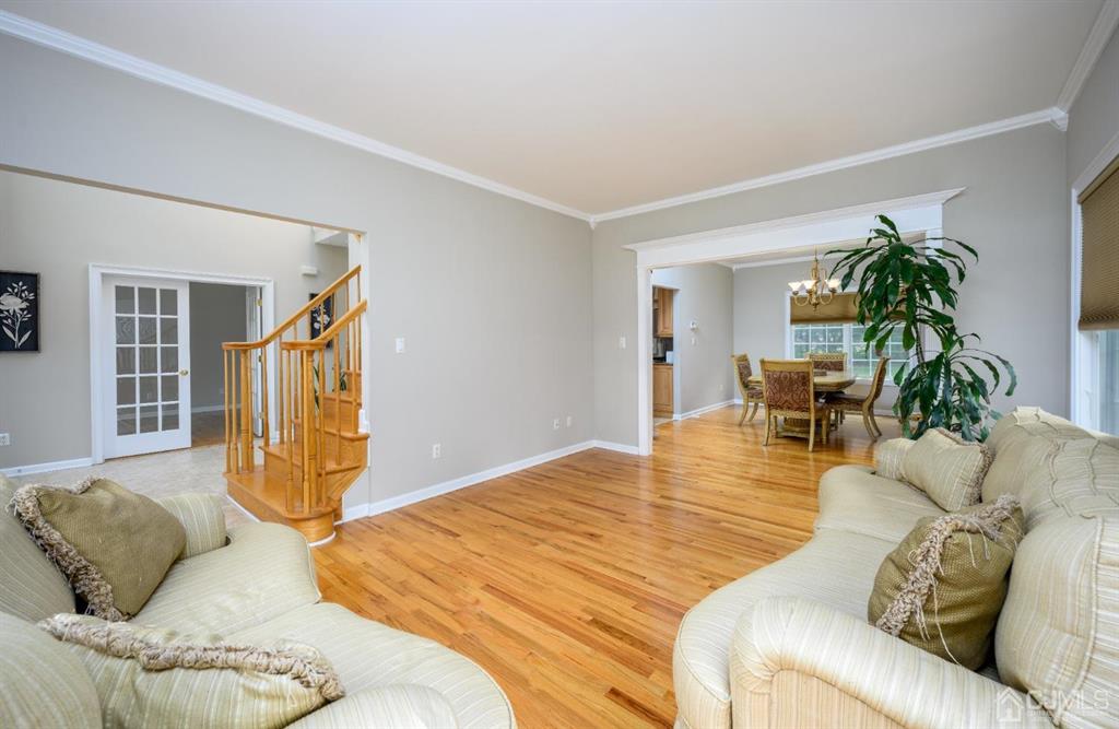 133 Thomas Drive Clark, NJ 07066 - Photo 7 of 30 a living room with furniture and a couch