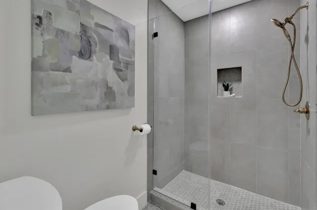 $1,289,000 | 2713 Cascade Drive, Austin, TX 78757