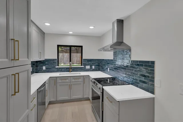 $1,289,000 | 2713 Cascade Drive, Austin, TX 78757