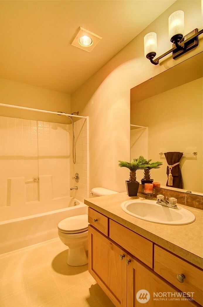 2009 196th Street Southeast, Unit D304 Bothell, WA 98012 - Photo 12 of 22