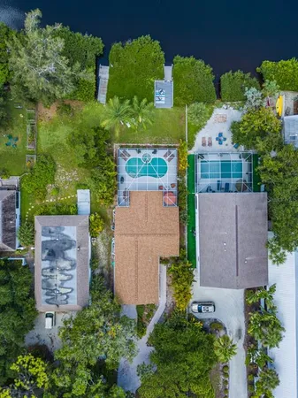 $6,000 | 8302 Midnight Pass Road, Sarasota, FL 34242