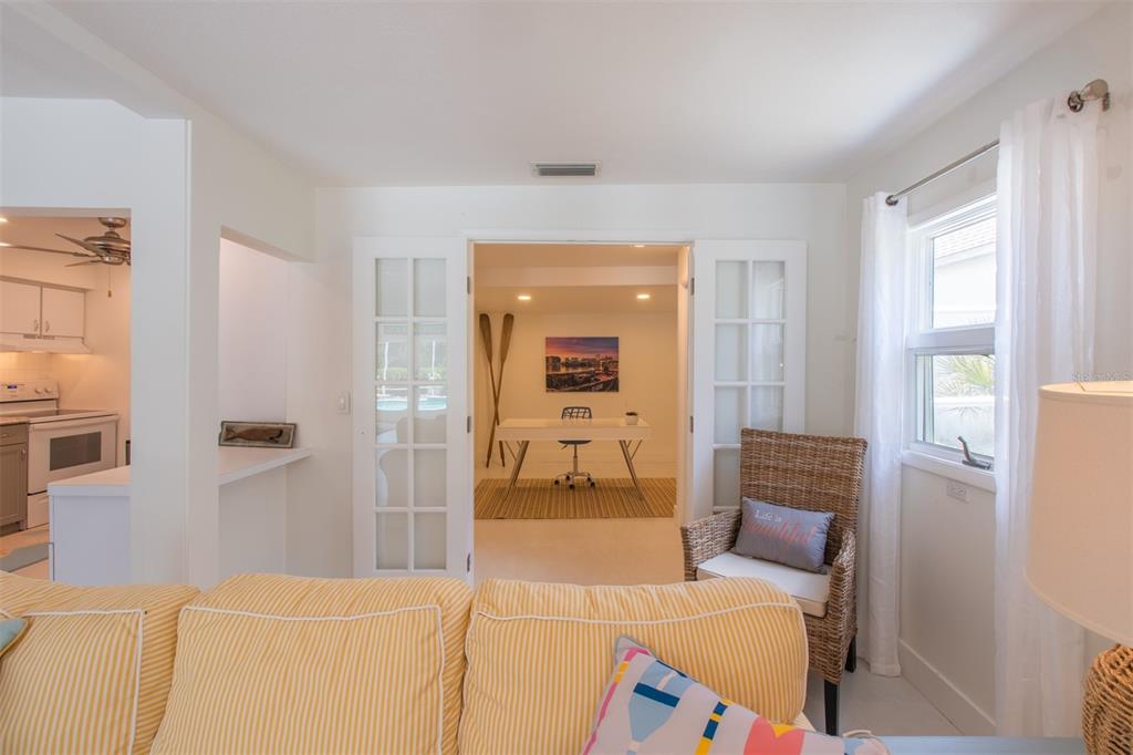 8302 Midnight Pass Road Sarasota, FL 34242 - Photo 29 of 71