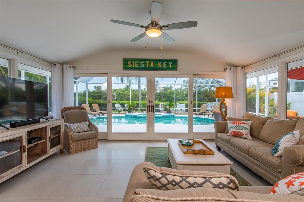 8302 Midnight Pass Road Sarasota, FL 34242 - Photo 8 of 71