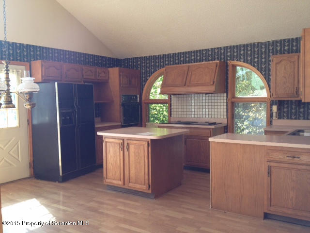 439 Raymondskill Road Milford, PA 18337 - Photo 12 of 24 Gallery Image 12