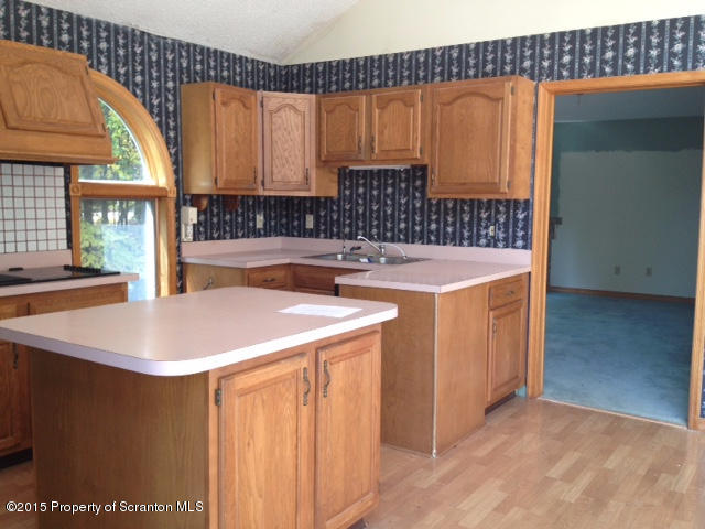 439 Raymondskill Road Milford, PA 18337 - Photo 15 of 24 Gallery Image 15