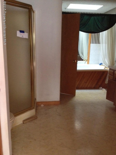 439 Raymondskill Road Milford, PA 18337 - Photo 19 of 24 Gallery Image 19