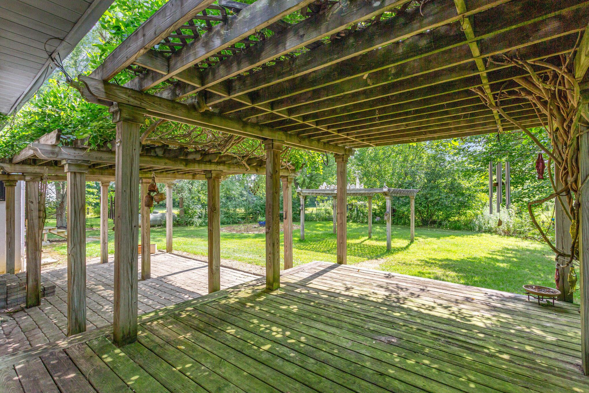 6280 Steitz Road Powell, OH 43065 - Photo 24 of 45 Deck to Patio from Owner's Suite