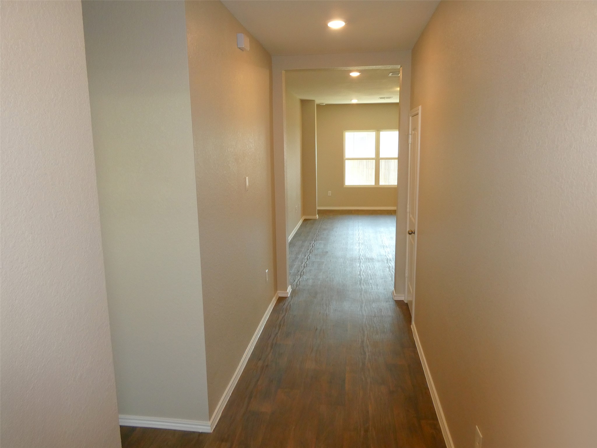 6009 Roderick Drive Austin, TX 78724 - Photo 9 of 23 Gallery Image 9