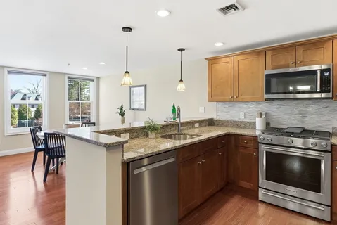 $568,000 | 70 Great Road, Unit G, Bedford, MA 01730