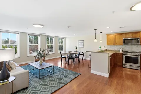 $568,000 | 70 Great Road, Unit G, Bedford, MA 01730