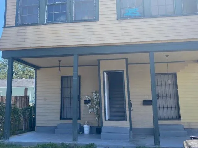 $1,300 | 218 North Salcedo Street, New Orleans, LA 70119