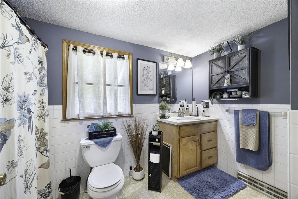 284 Buck Pond Road Westfield, MA 01085 - Photo 14 of 36