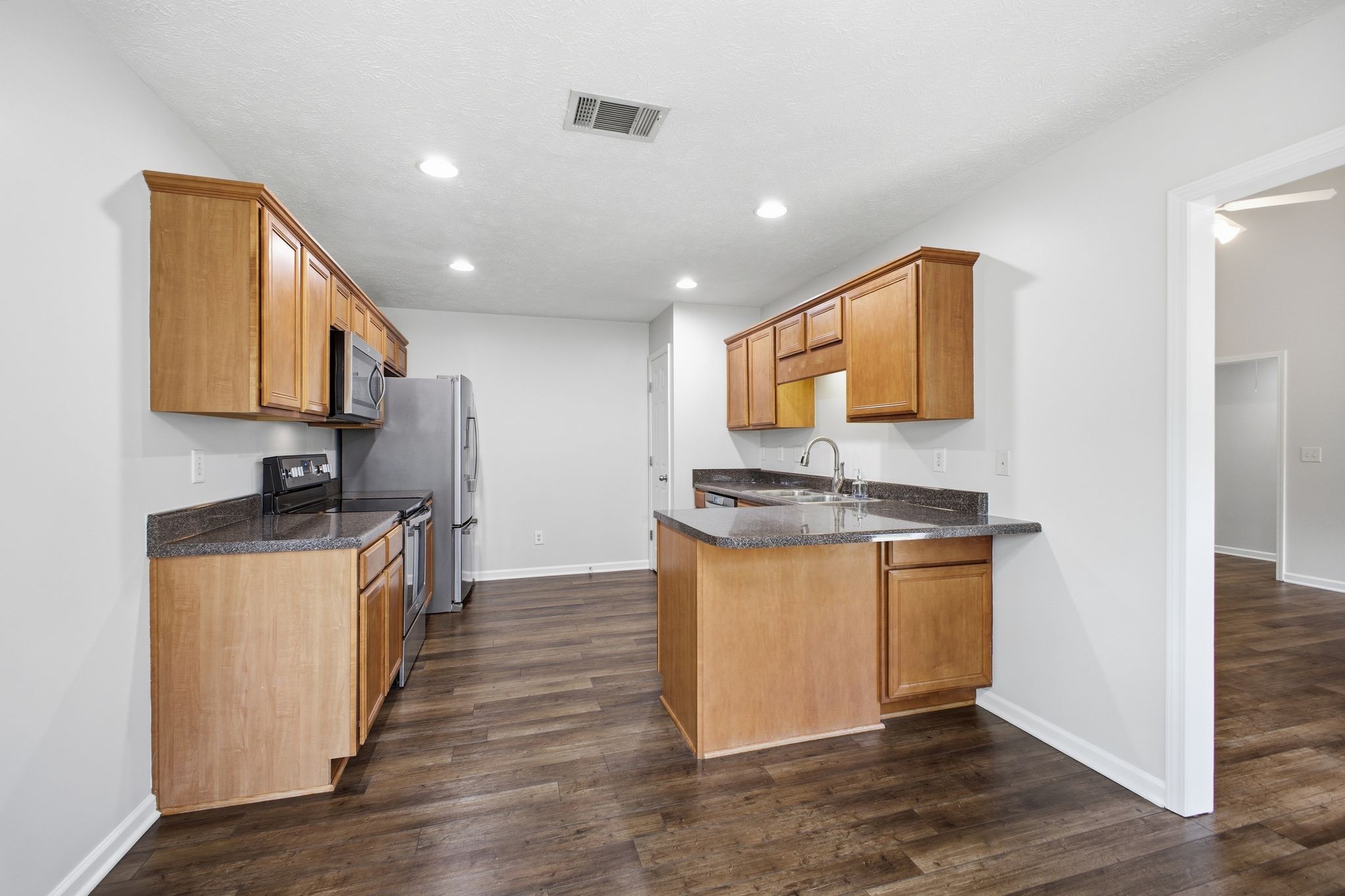 1006 Chapman's Crossings Spring Hill, TN 37174 - Photo 7 of 26 Gallery Image 7